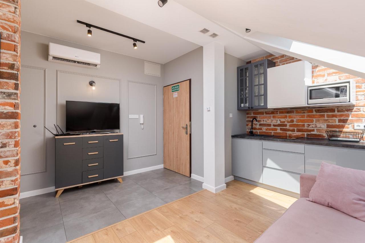 Saint Florian'S Suites - Old Town Luxury Apartments - By Upstairs Krakow Exterior photo