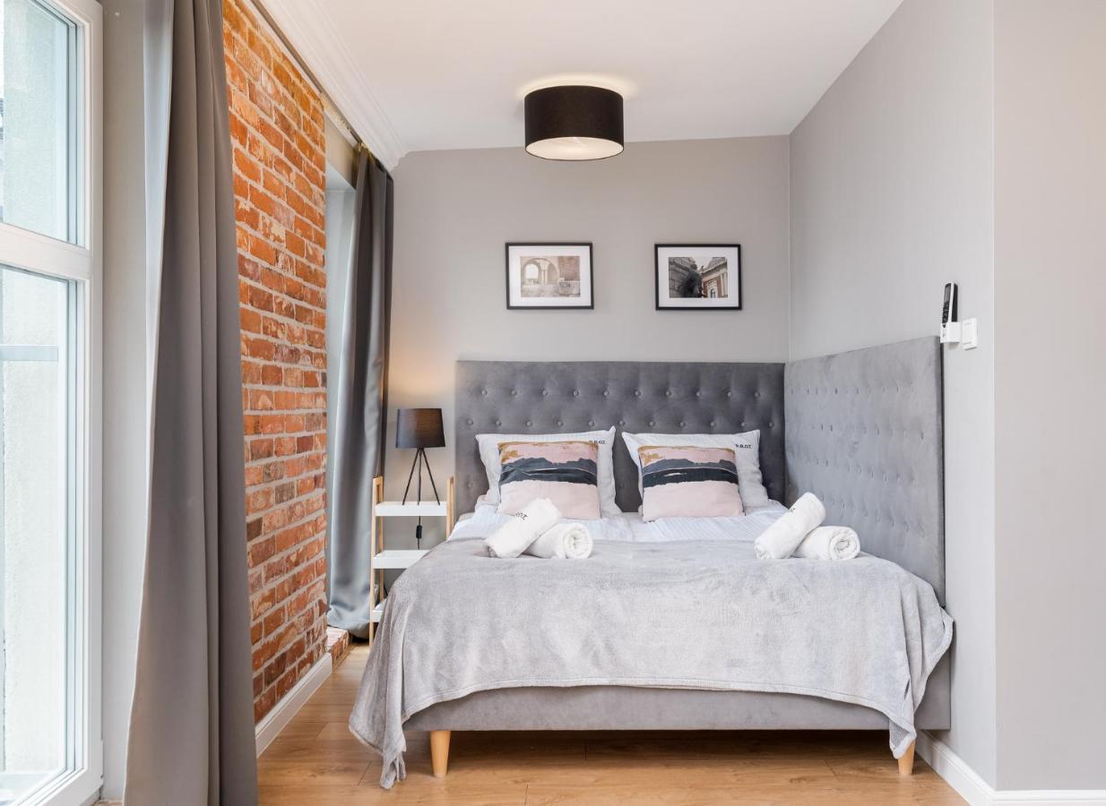 Saint Florian'S Suites - Old Town Luxury Apartments - By Upstairs Krakow Exterior photo
