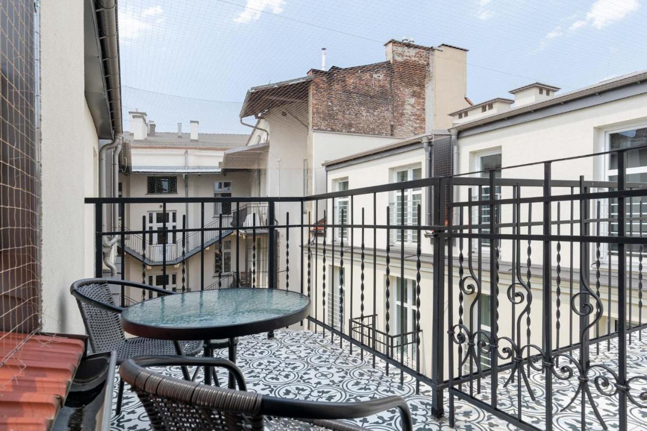 Saint Florian'S Suites - Old Town Luxury Apartments - By Upstairs Krakow Exterior photo