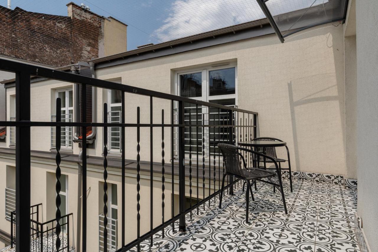 Saint Florian'S Suites - Old Town Luxury Apartments - By Upstairs Krakow Exterior photo