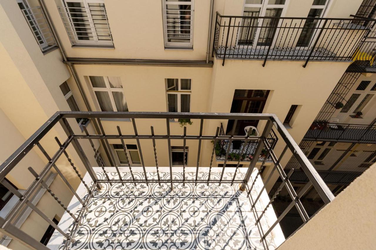 Saint Florian'S Suites - Old Town Luxury Apartments - By Upstairs Krakow Exterior photo